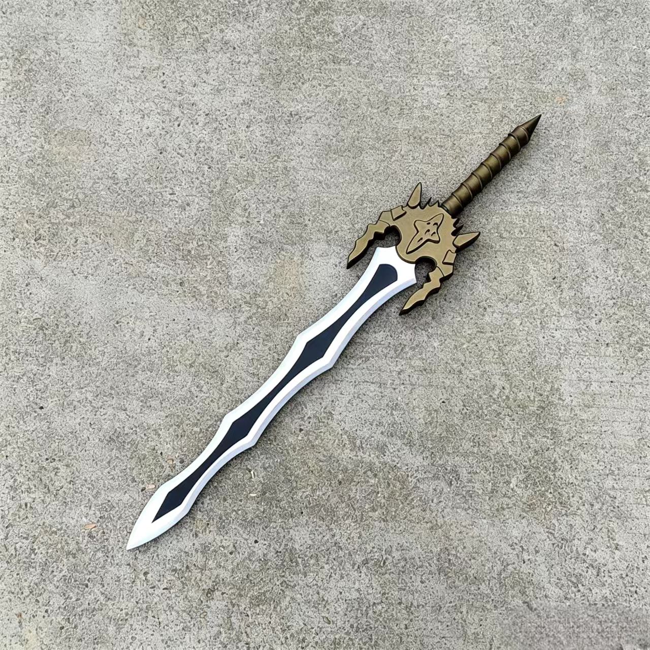 Flame Master Anime Take On Me- - مراجعة Cosplay Flame Prop وسعره